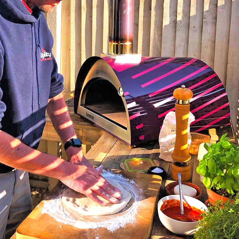 Igneus Classico wood fired pizza oven