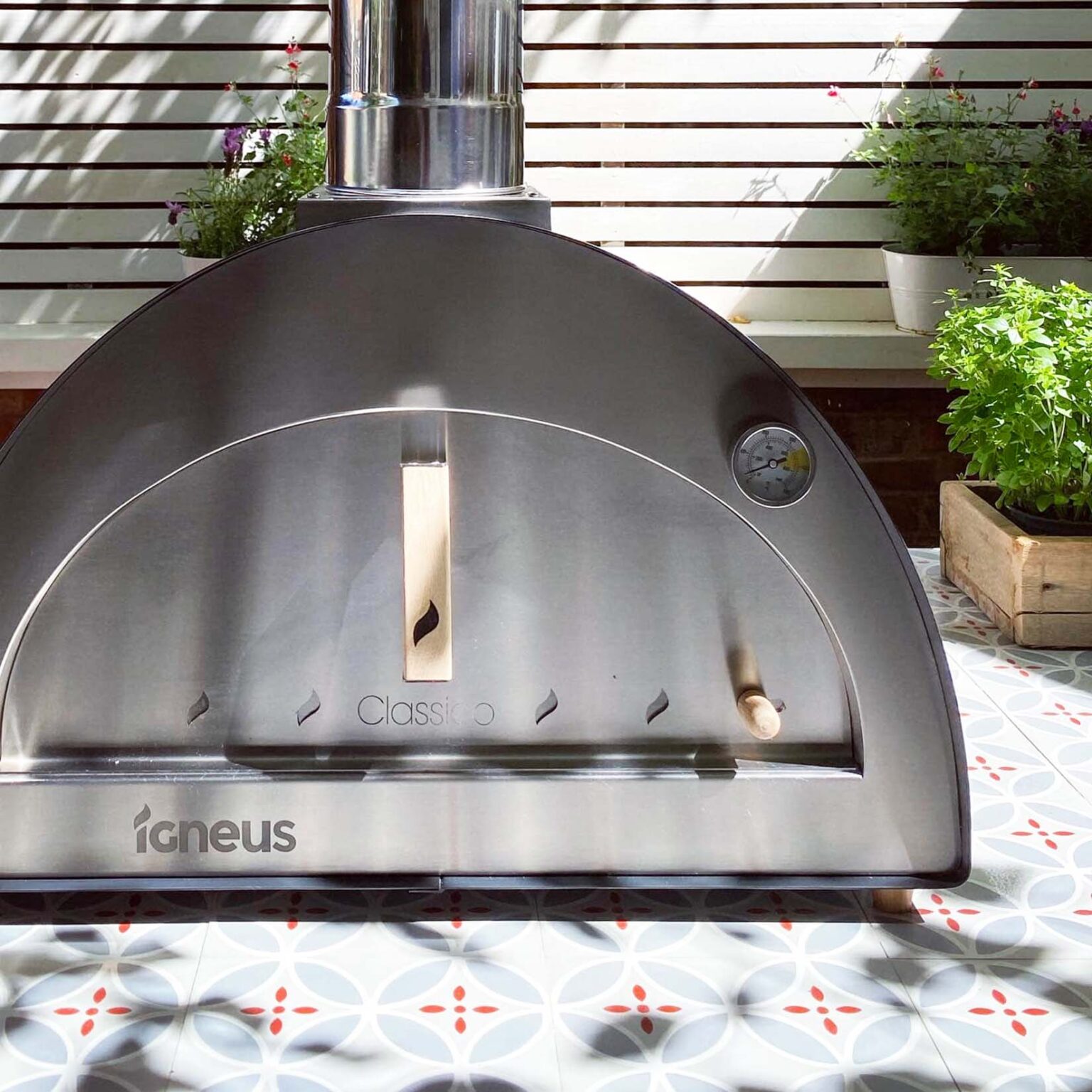 Igneus Classico wood fired pizza oven