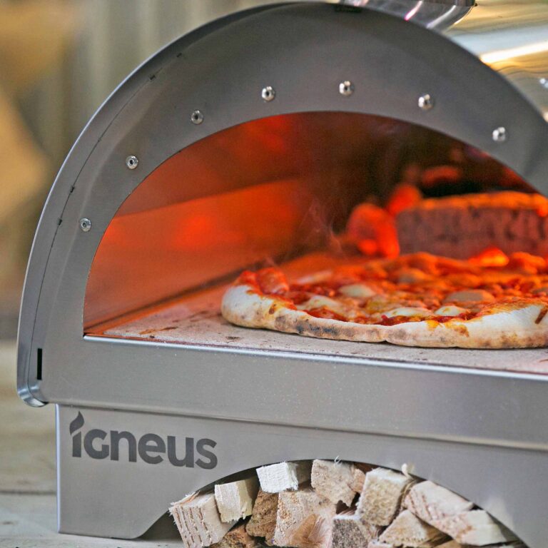 Igneus Minimo portable wood fired pizza oven