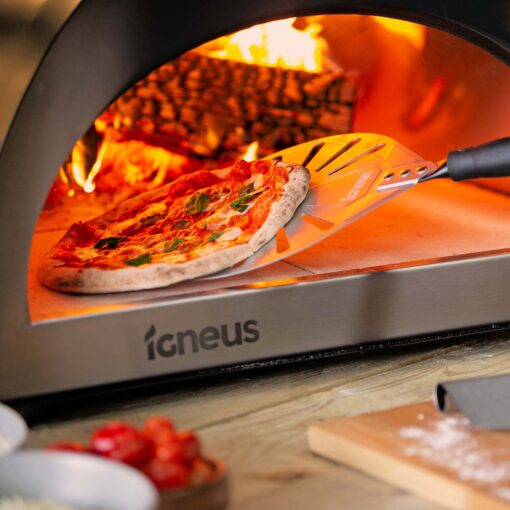 Igneus Pro Pizza Spinner - Igneus wood fired pizza ovens uk - pizza oven accessories tools