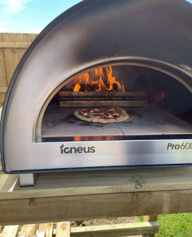 Igneus Pizza Oven