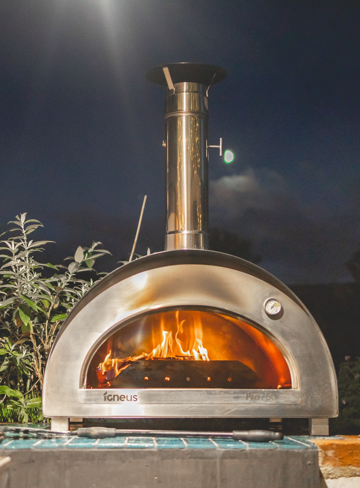 Igneus Pro 750 pizza oven