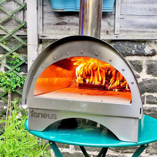 Igneus Minimo portable wood fired garden pizza oven