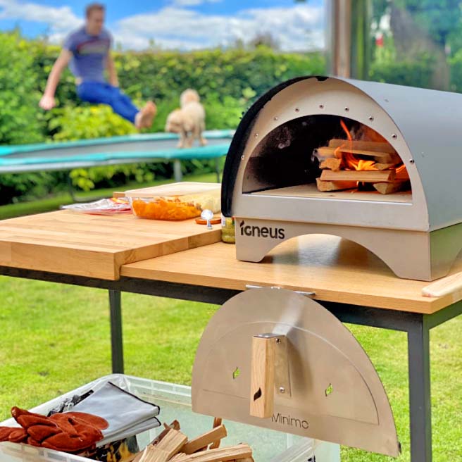 Igneus Minimo portable wood fired pizza oven