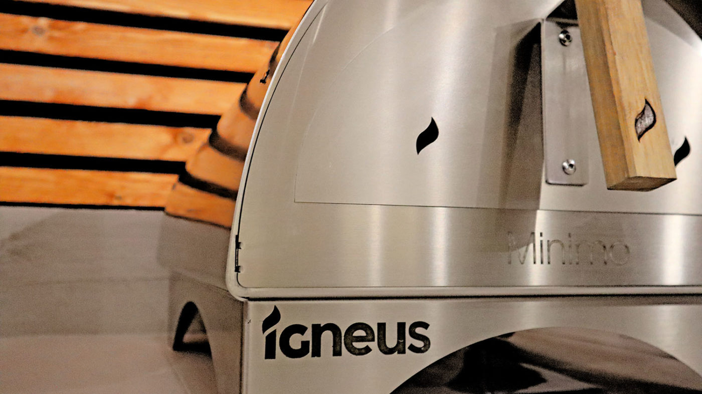 Igneus Minimo portable wood fired pizza oven uk showroom