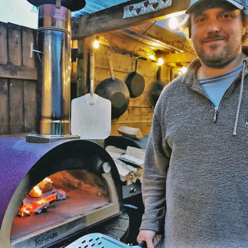Daves outdoor cooking and bbq - igneus classico - igneus wood fired pizza ovens uk
