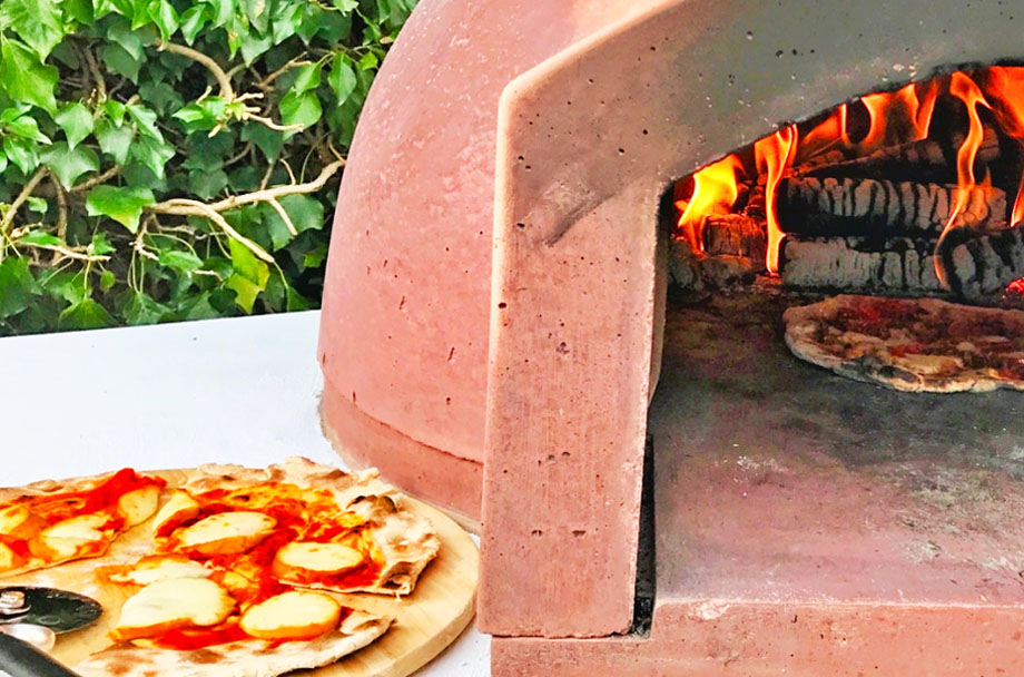 Igneus wood fired pizza ovens - minimo, bambino, classico - Igneus wood fired pizza ovens uk 1