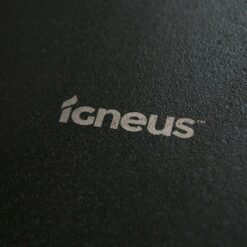 Igneus Cast Iron Roasting Pan - Igneus wood fired pizza oven - close up
