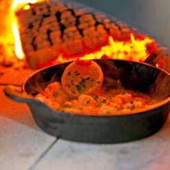 Igneus Pro Cast Iron Sizzler Pan with wooden serving board -