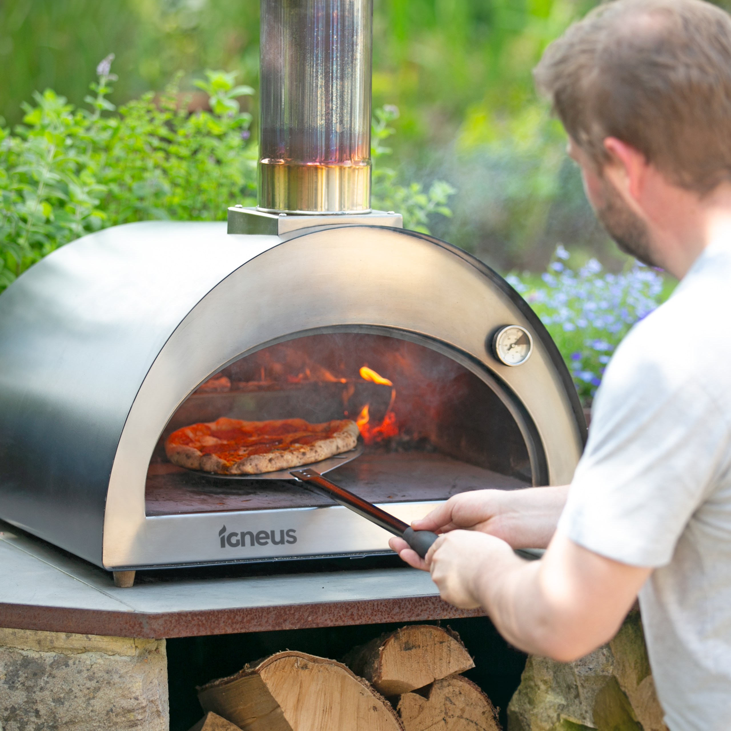 https://www.igneuswoodfiredovens.com/wp-content/uploads/2023/08/Igneus-Classico-wood-fired-table-top-pizza-ovens.jp_.png