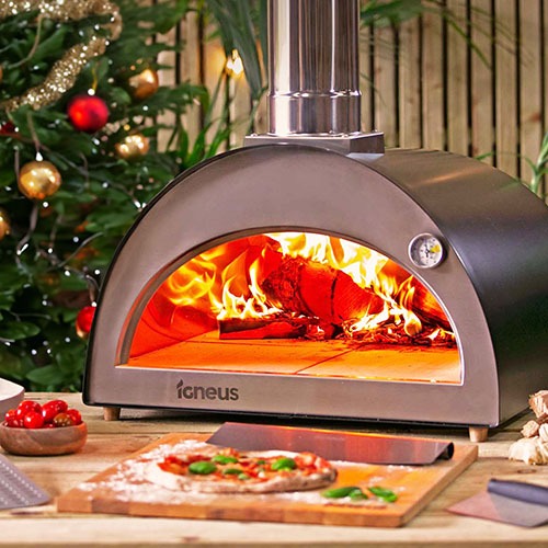 Igneus Classico Wood Fired Pizza Oven - Christmas present gift guide